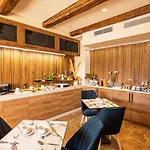 El Doris Boutique Living